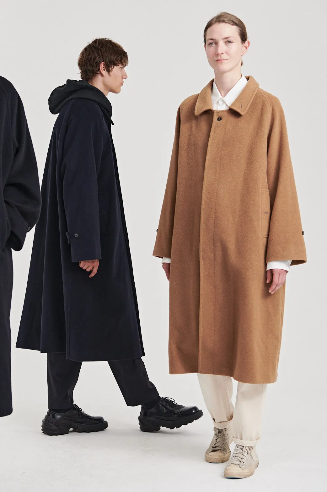 10 / Cashmere coat camel