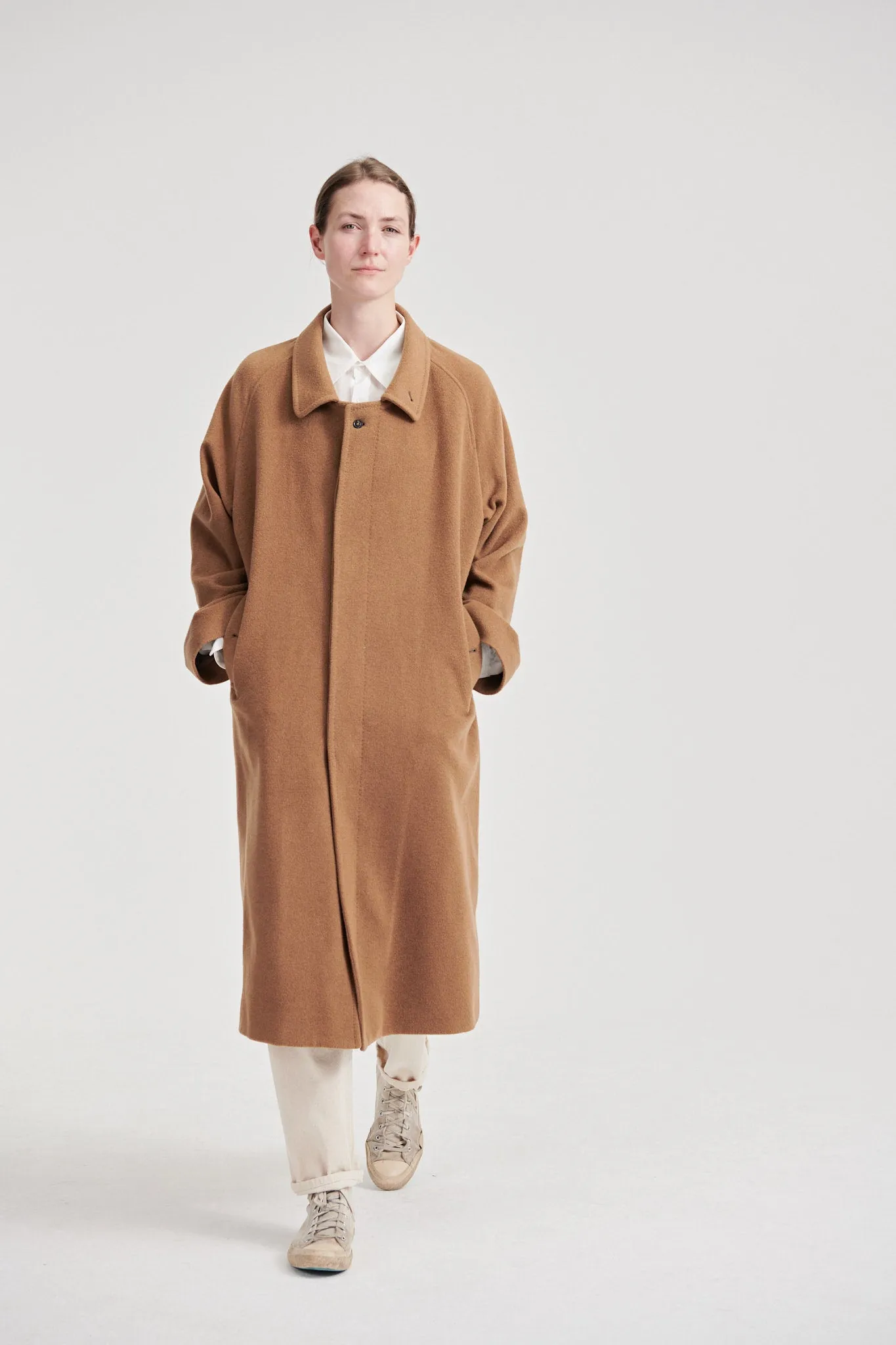 10 / Cashmere coat camel