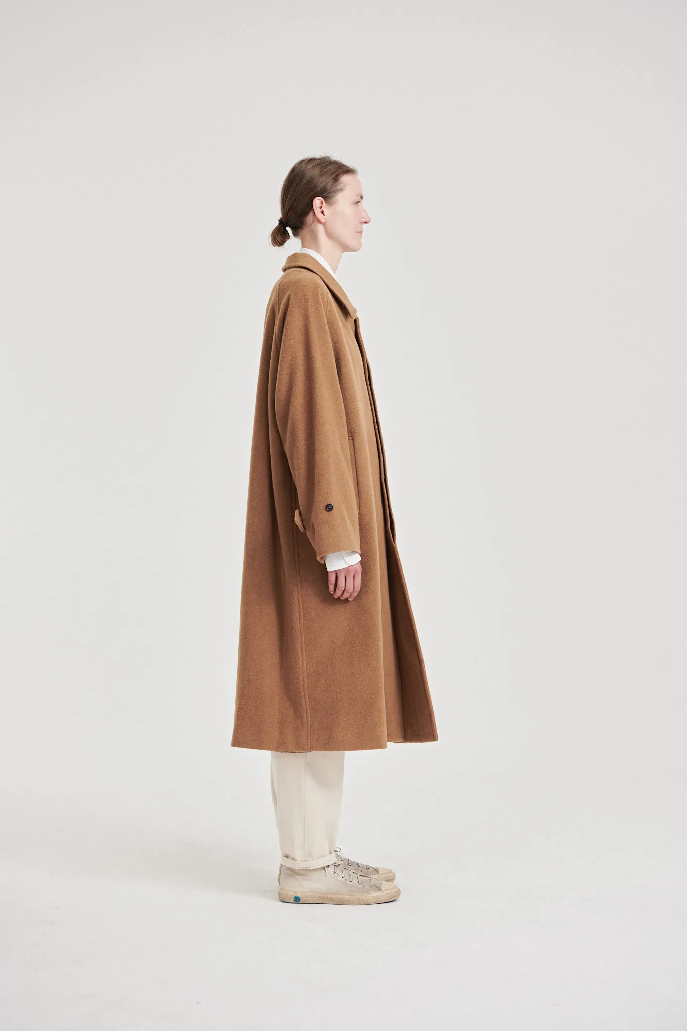 10 / Cashmere coat camel