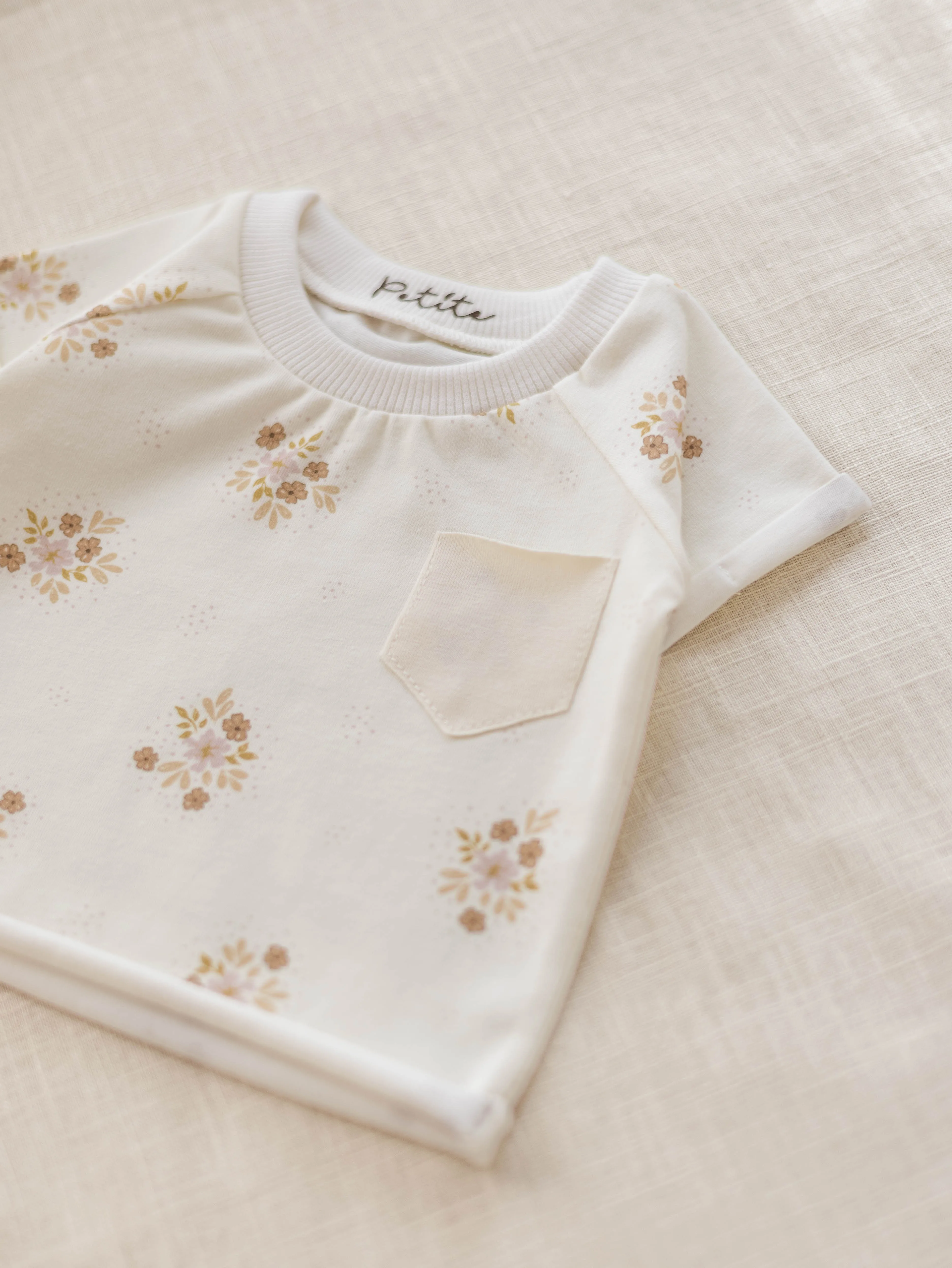 Baby t-shirt / Flowers & Dots