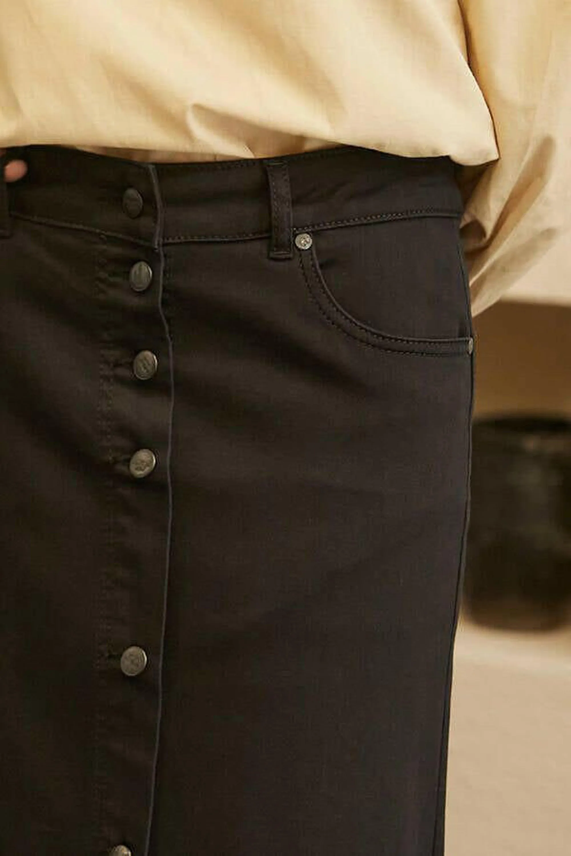 Button denim skirt Blue Black