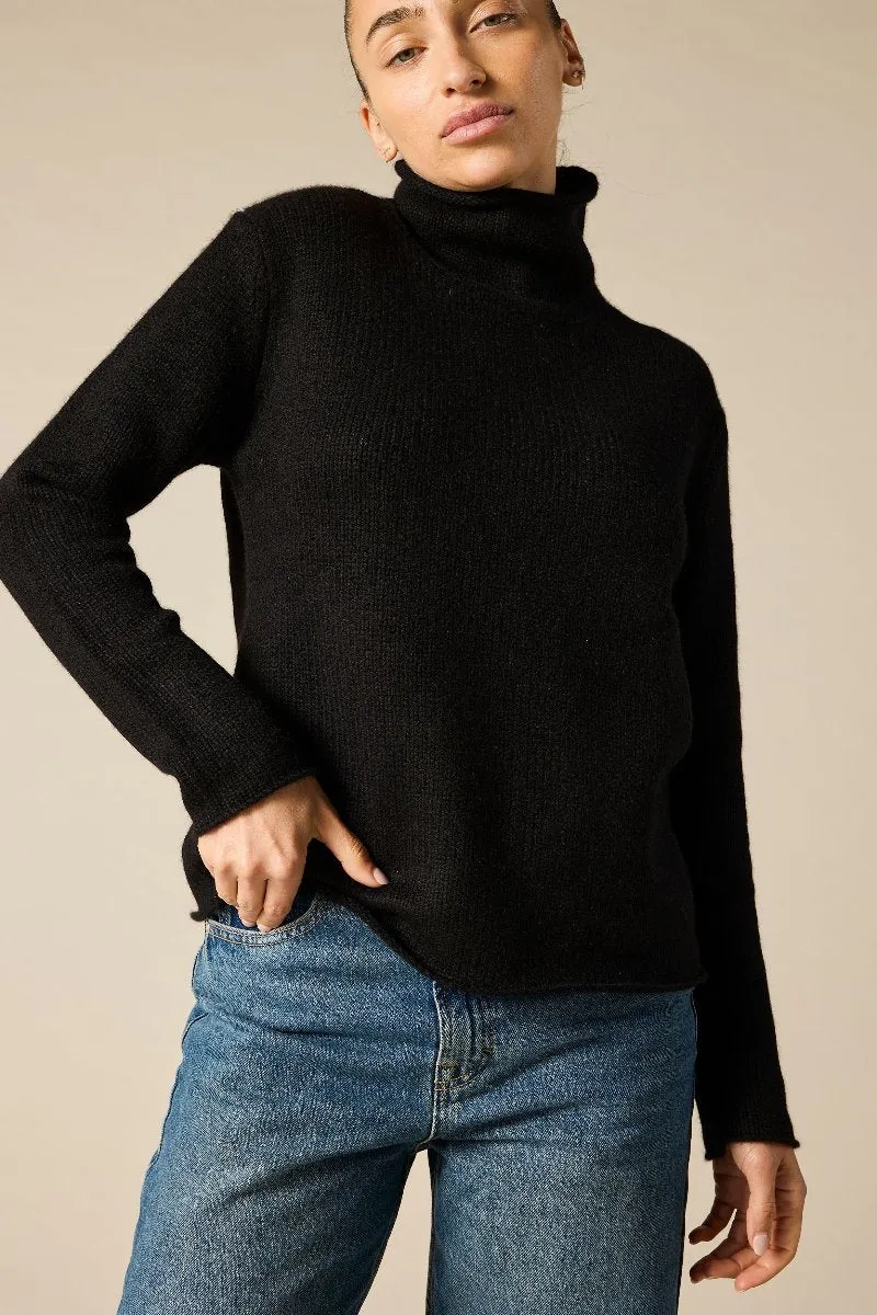 Cashmere Frankie Relaxed Funnel Neck in Black