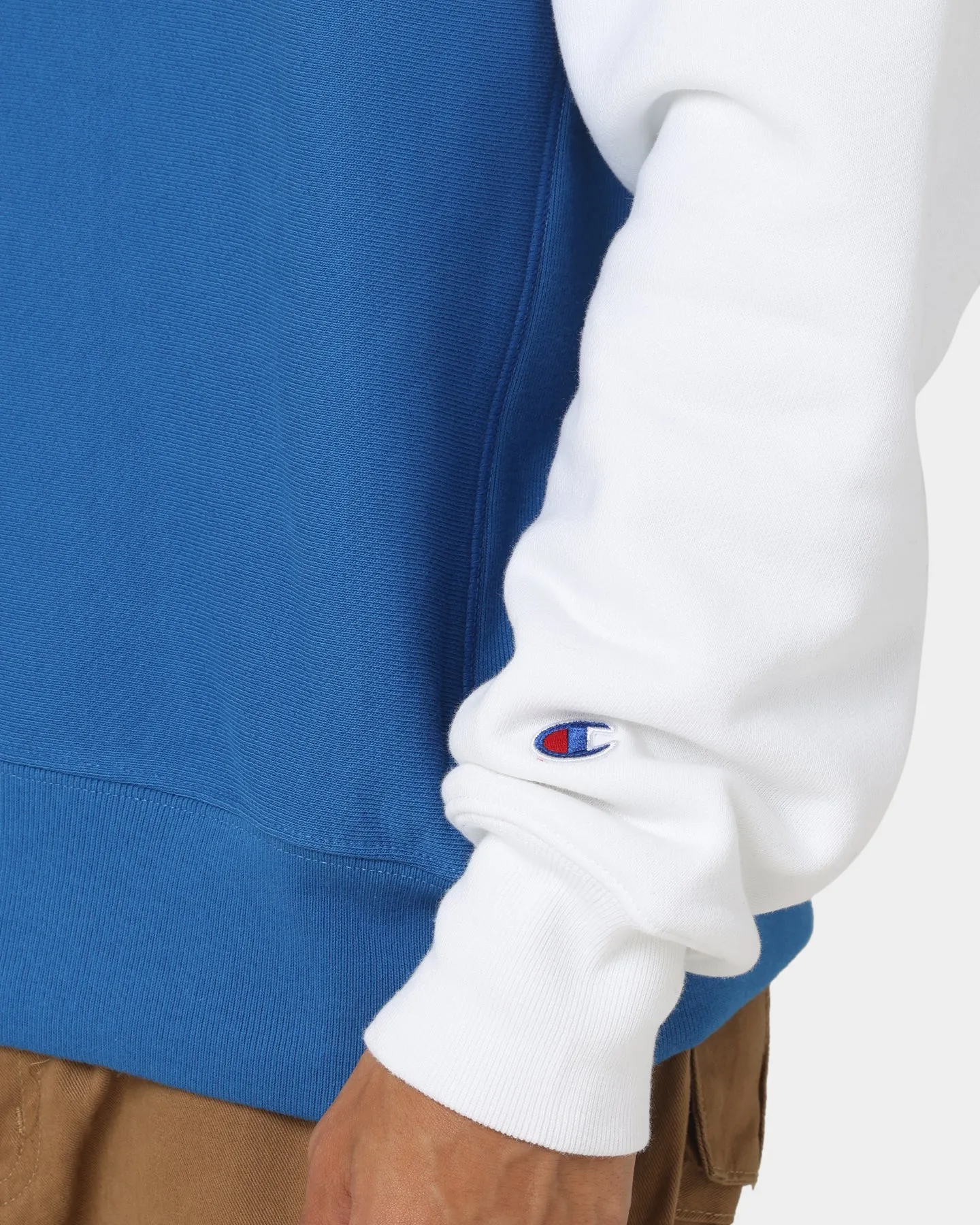 Champion Reverse Weave Raglan Crew Living In Blue