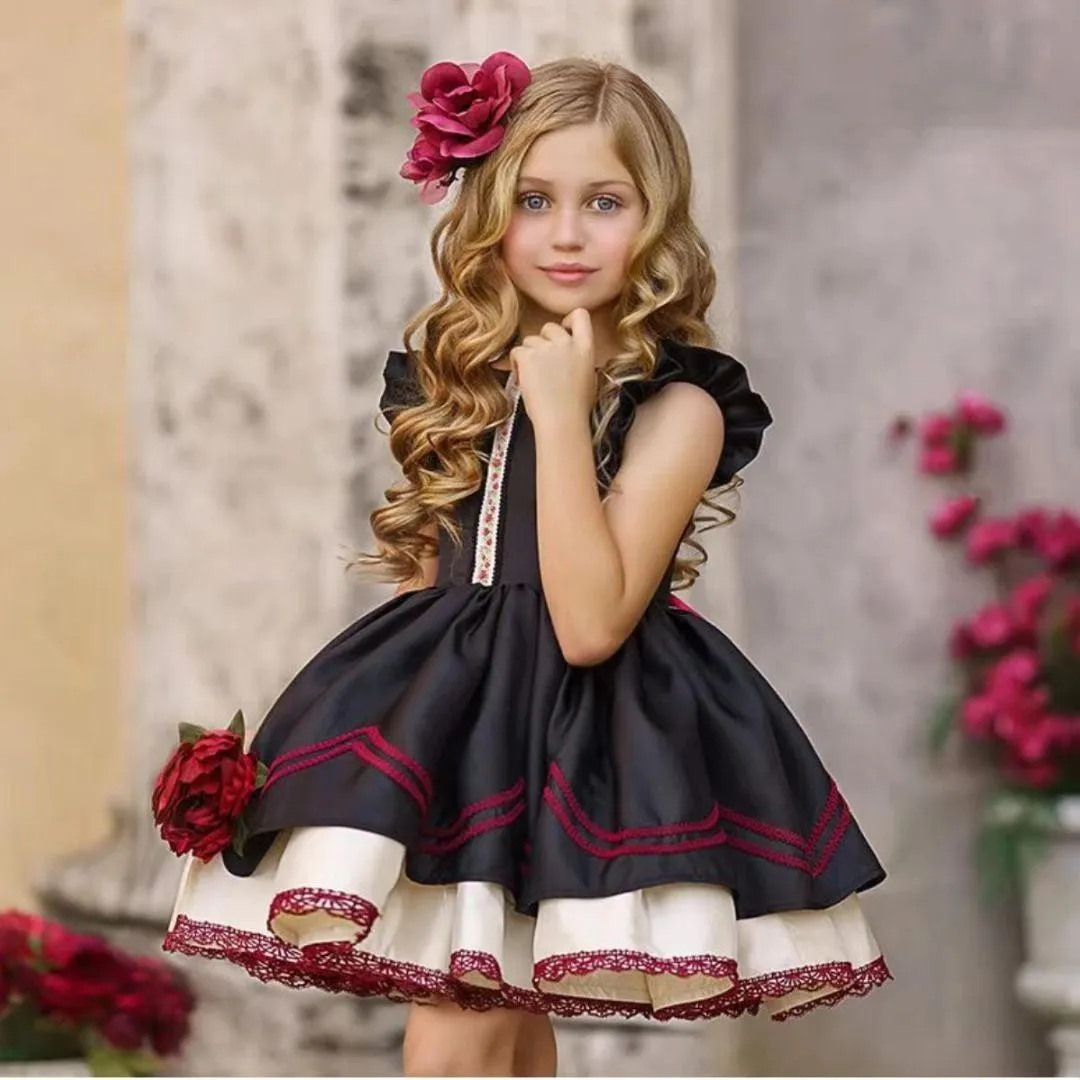 Elegant Princess Style Flower Girl Dress Luxurious Vintage Style Girl's Gown