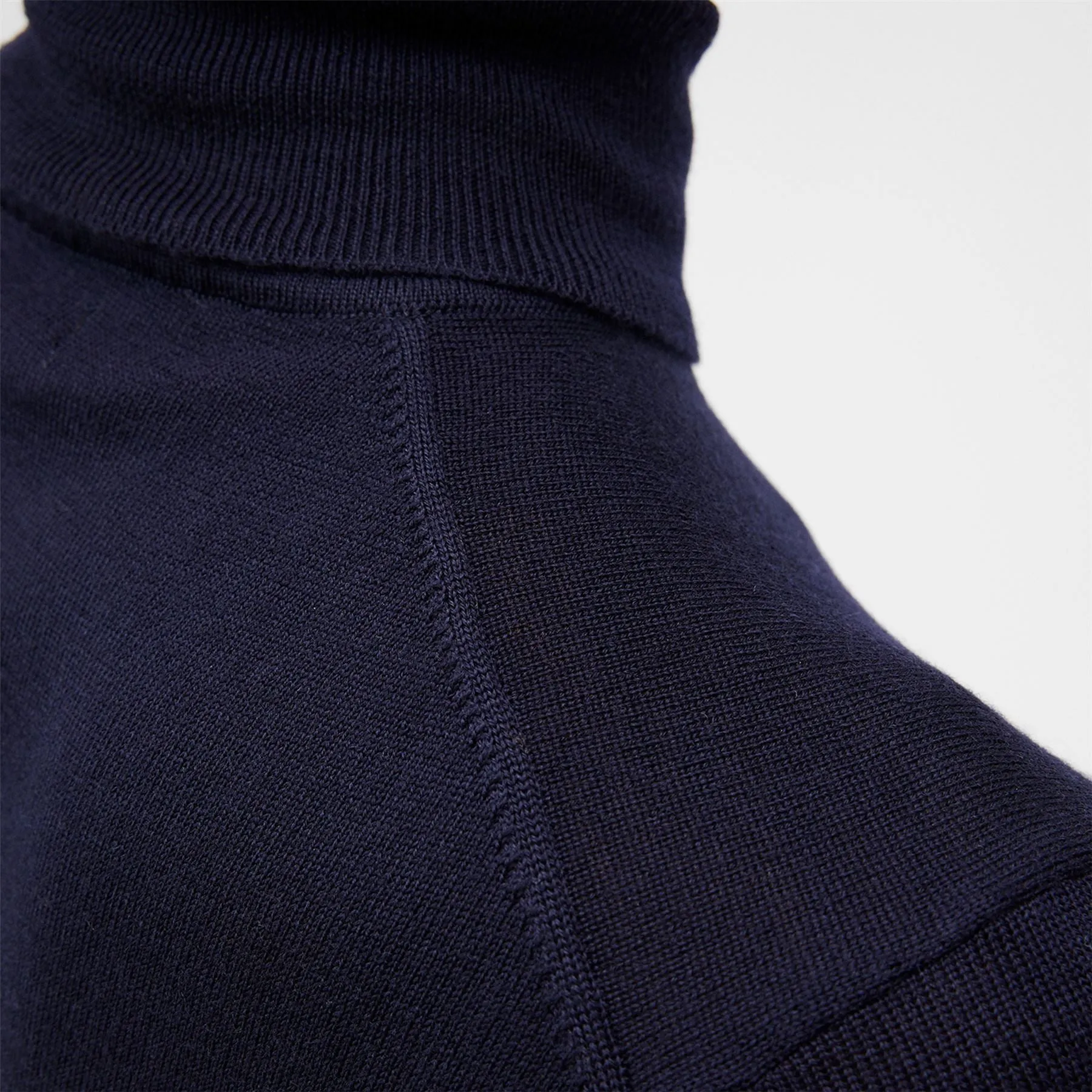 Lyd Merino Turtleneck Sweater JL Navy - AW23