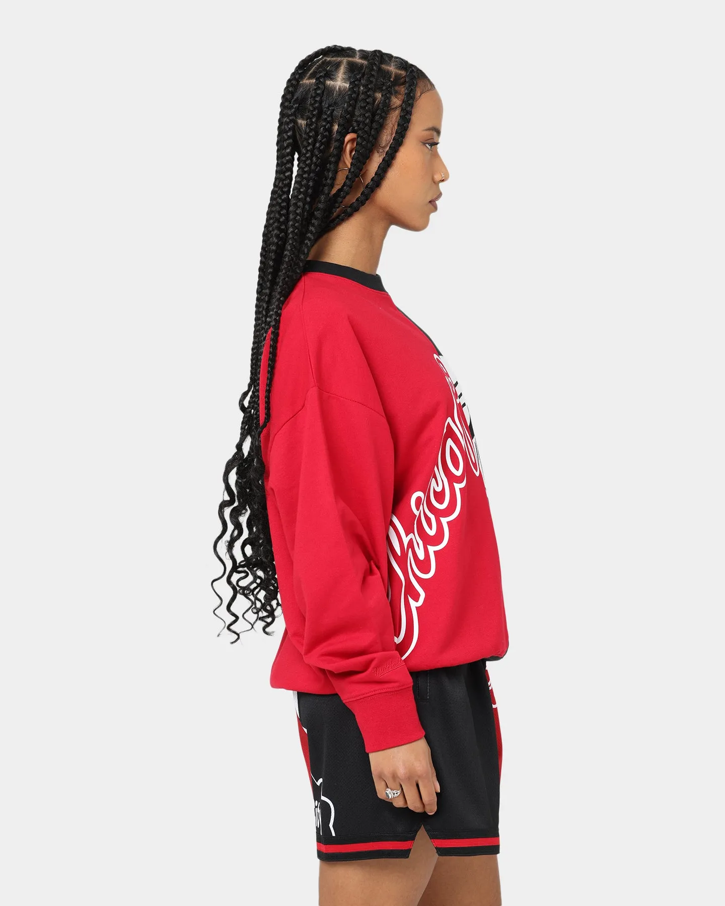 Mitchell & Ness Women's Chicago Bulls Big Face 5.0 Crewneck Red