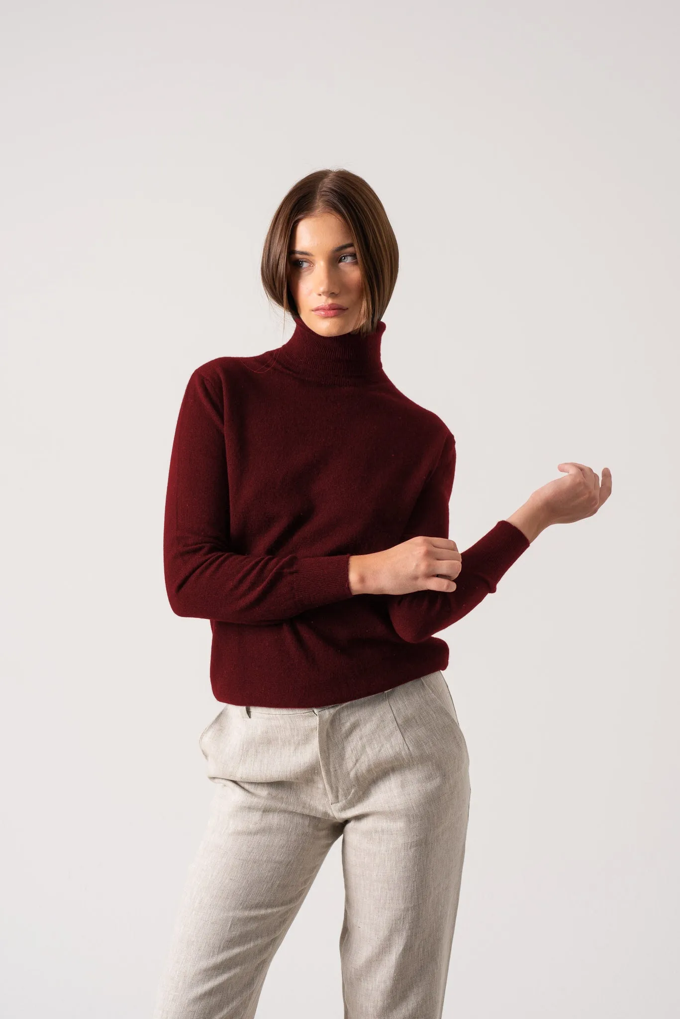 Ombra 100% Cashmere Turtleneck Sweater Red Bordeaux