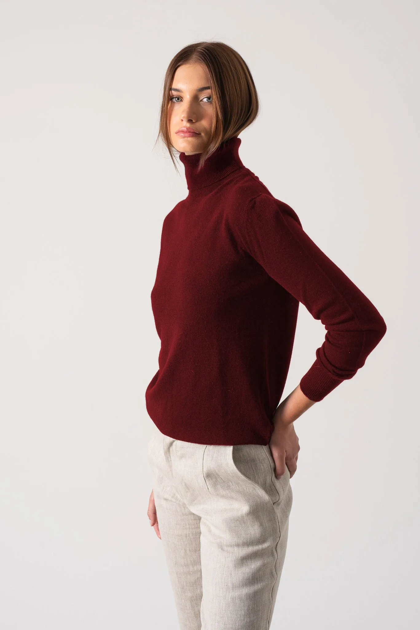 Ombra 100% Cashmere Turtleneck Sweater Red Bordeaux