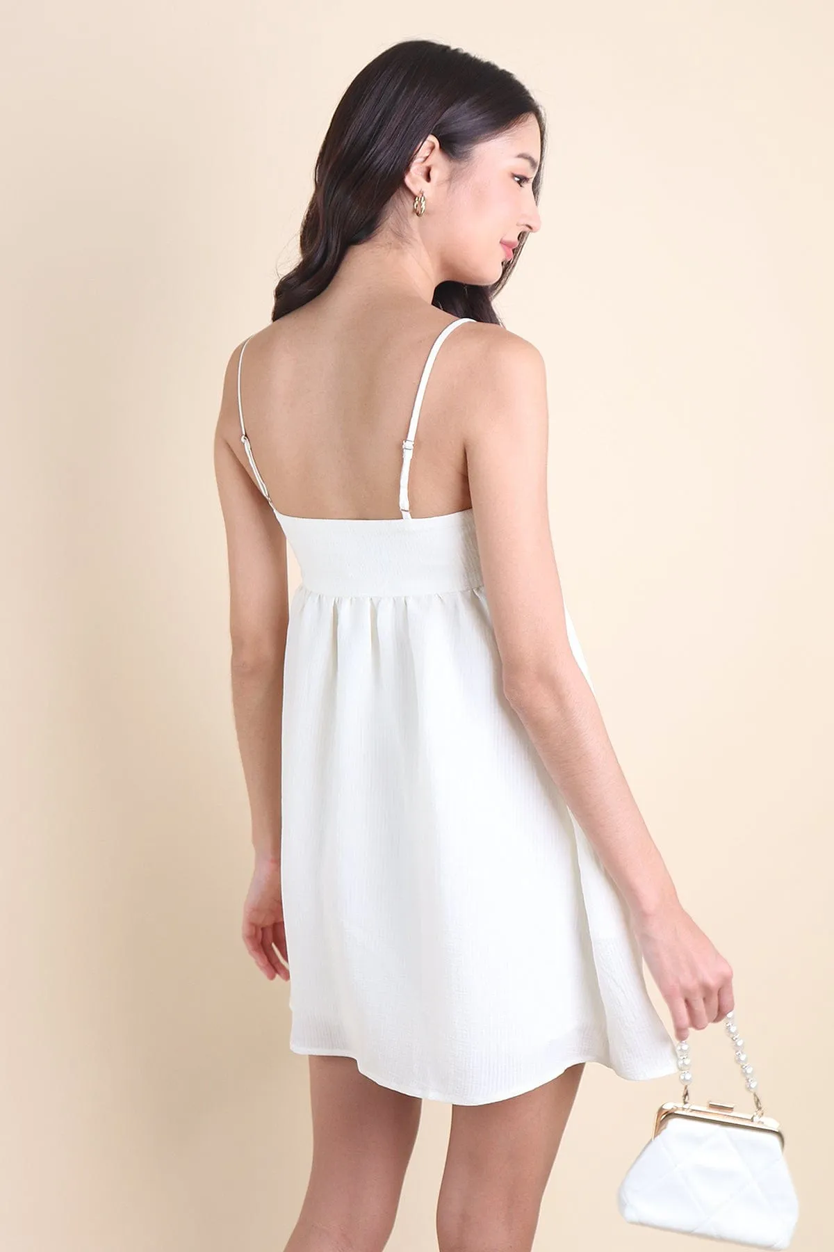 PICCO BABYDOLL TRAPEZE DRESS IN CREAMY WHITE