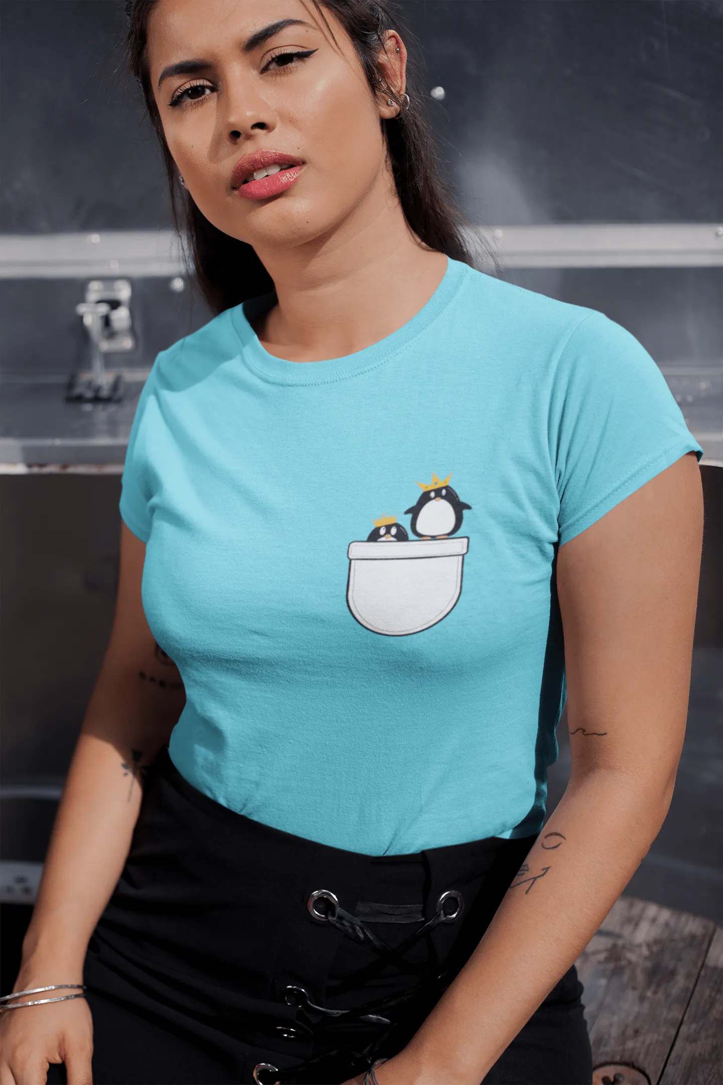 "CUTE PINGU"- HALF-SLEEVE POCKET DESIGN T-SHIRT'S