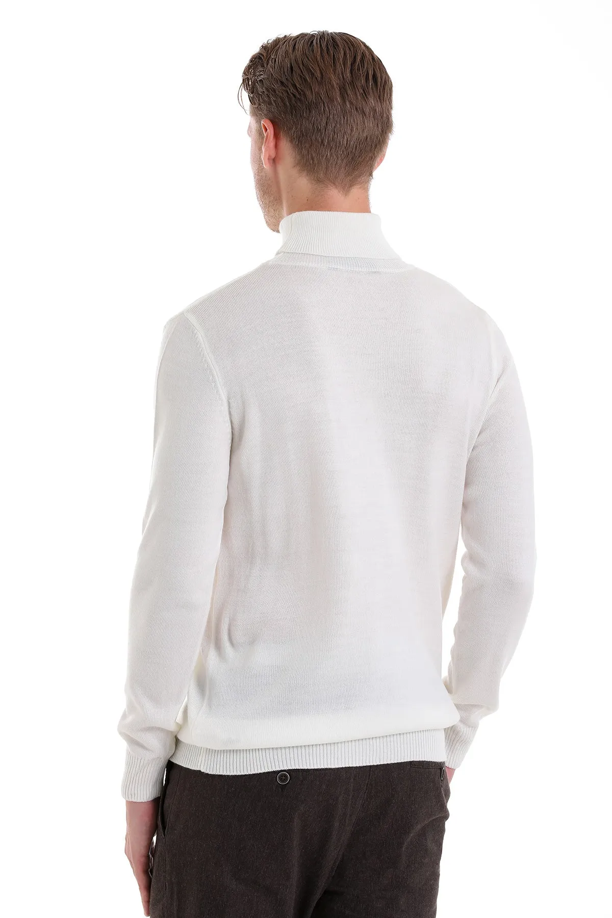 Regular Fit Basic Plain Ecru Turtleneck Sweater