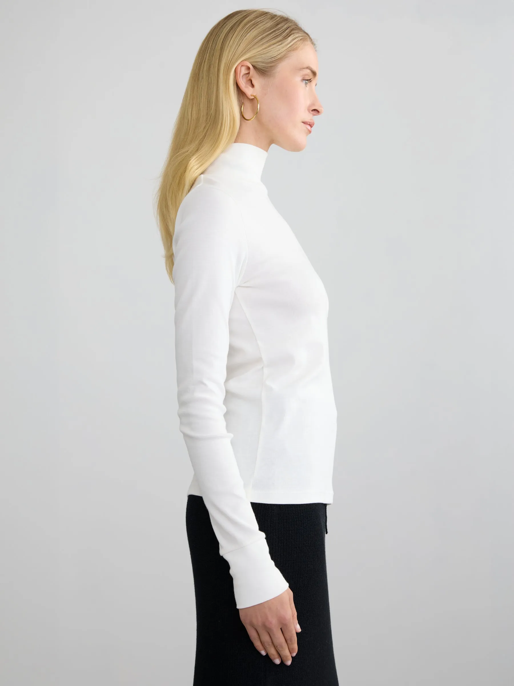 RIBBED COTTON L/S TURTLENECK