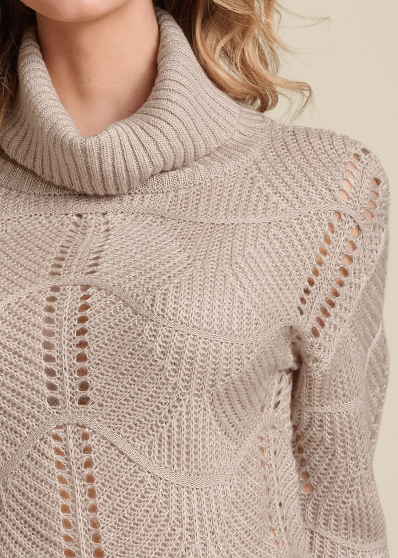 Scallop Detail Turtleneck - Taupe