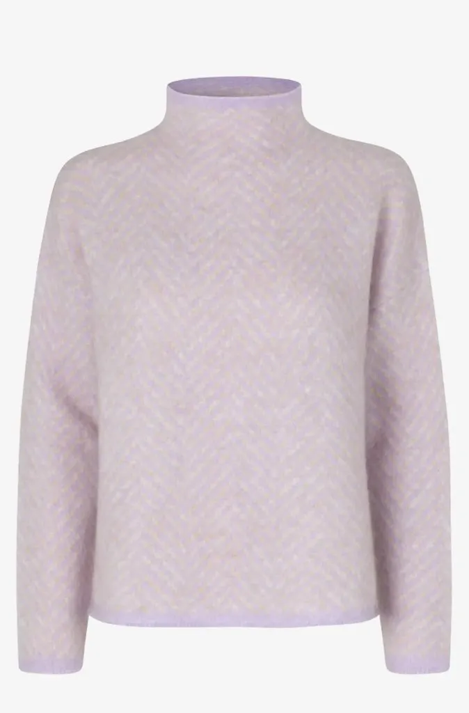 Second Female Herrin Knit in Pastel Lilac