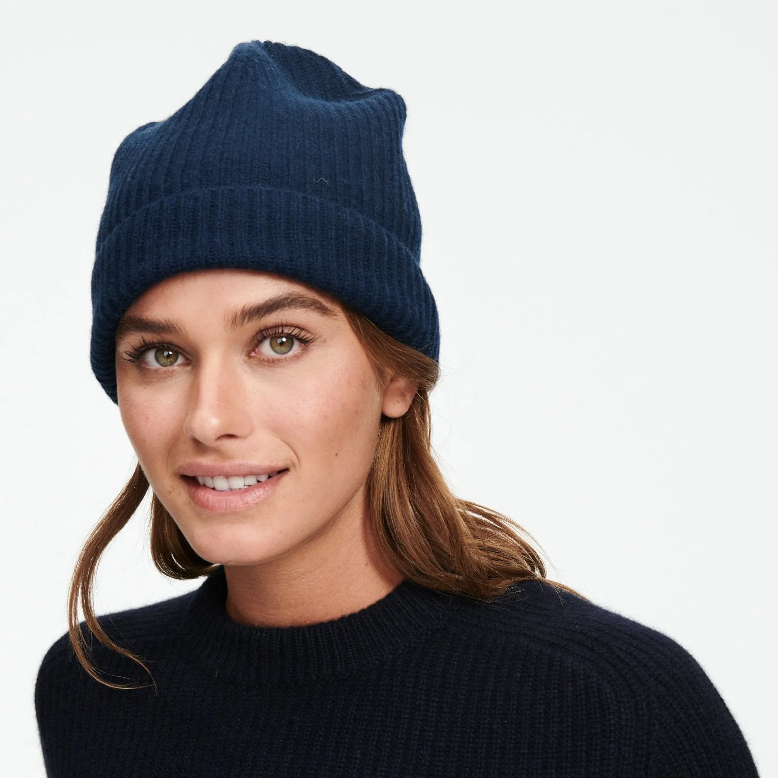 Signature Ribbed Cashmere Beanie