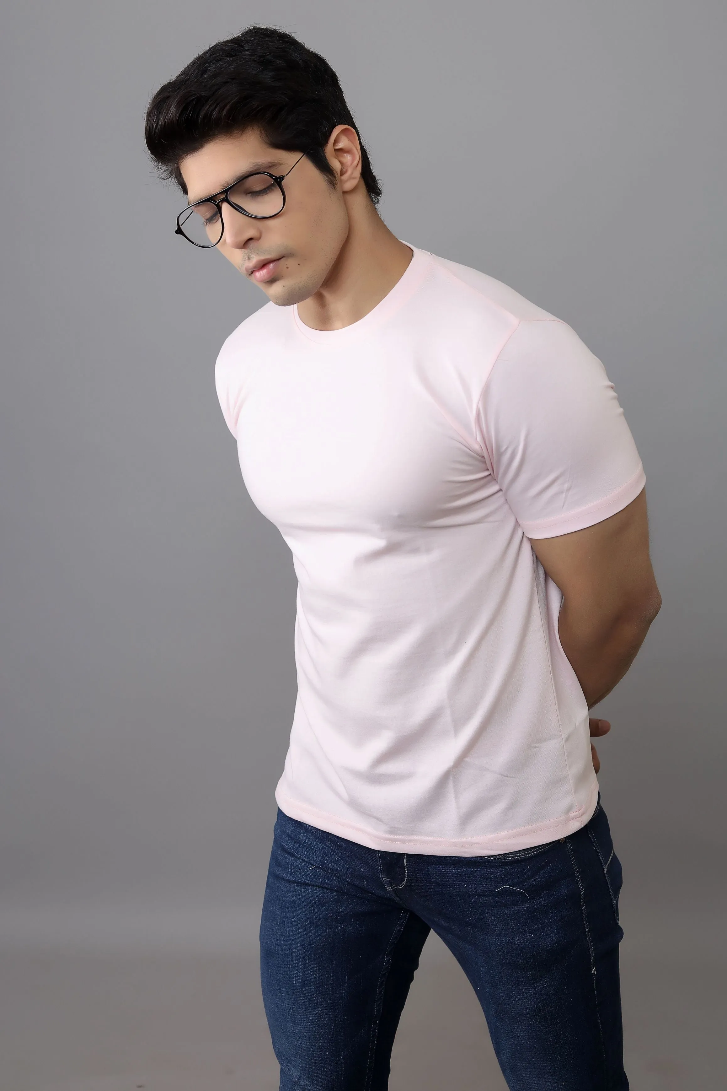 T Shirt - Men White Solid Round Neck Pure Cotton T-shirt