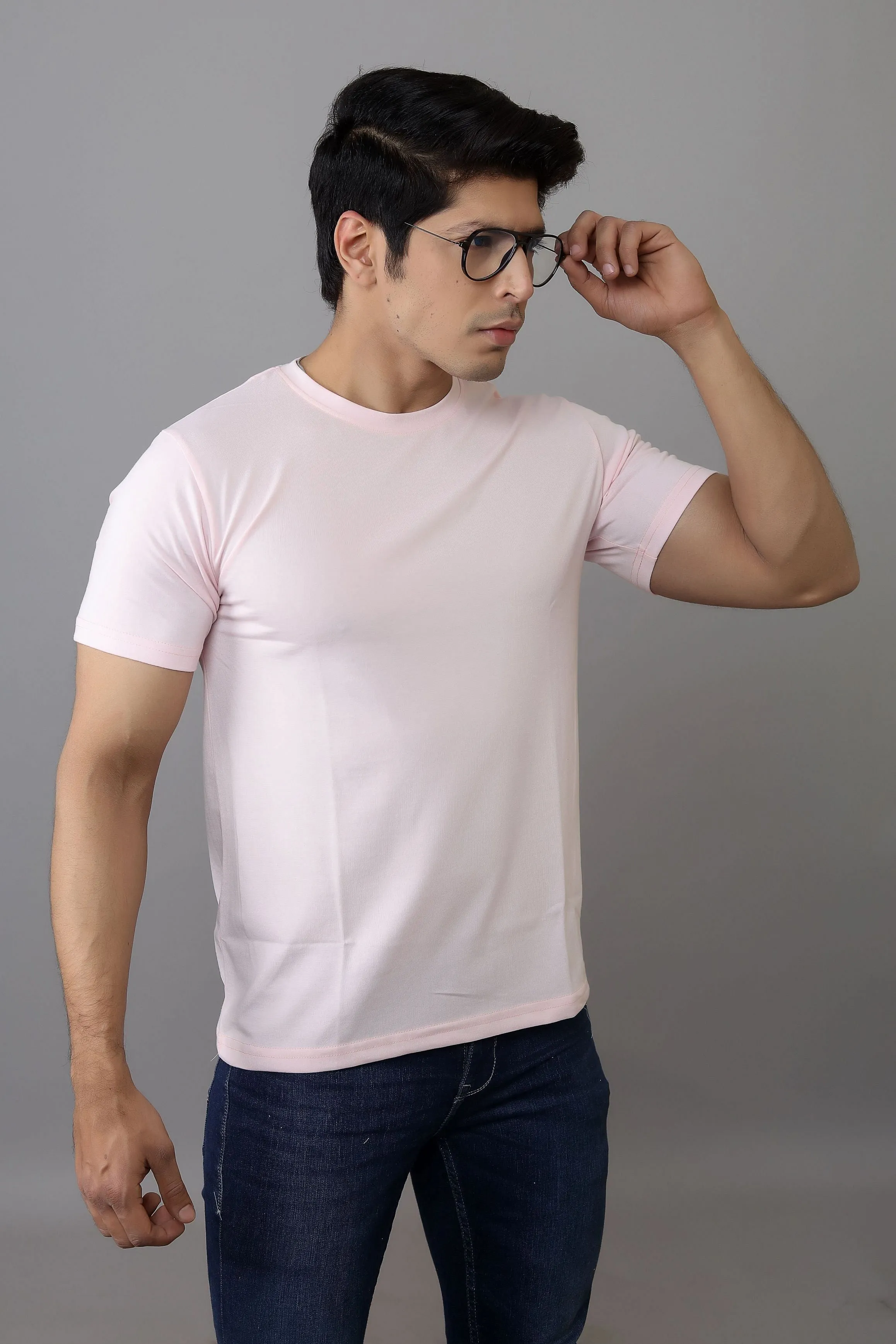 T Shirt - Men White Solid Round Neck Pure Cotton T-shirt