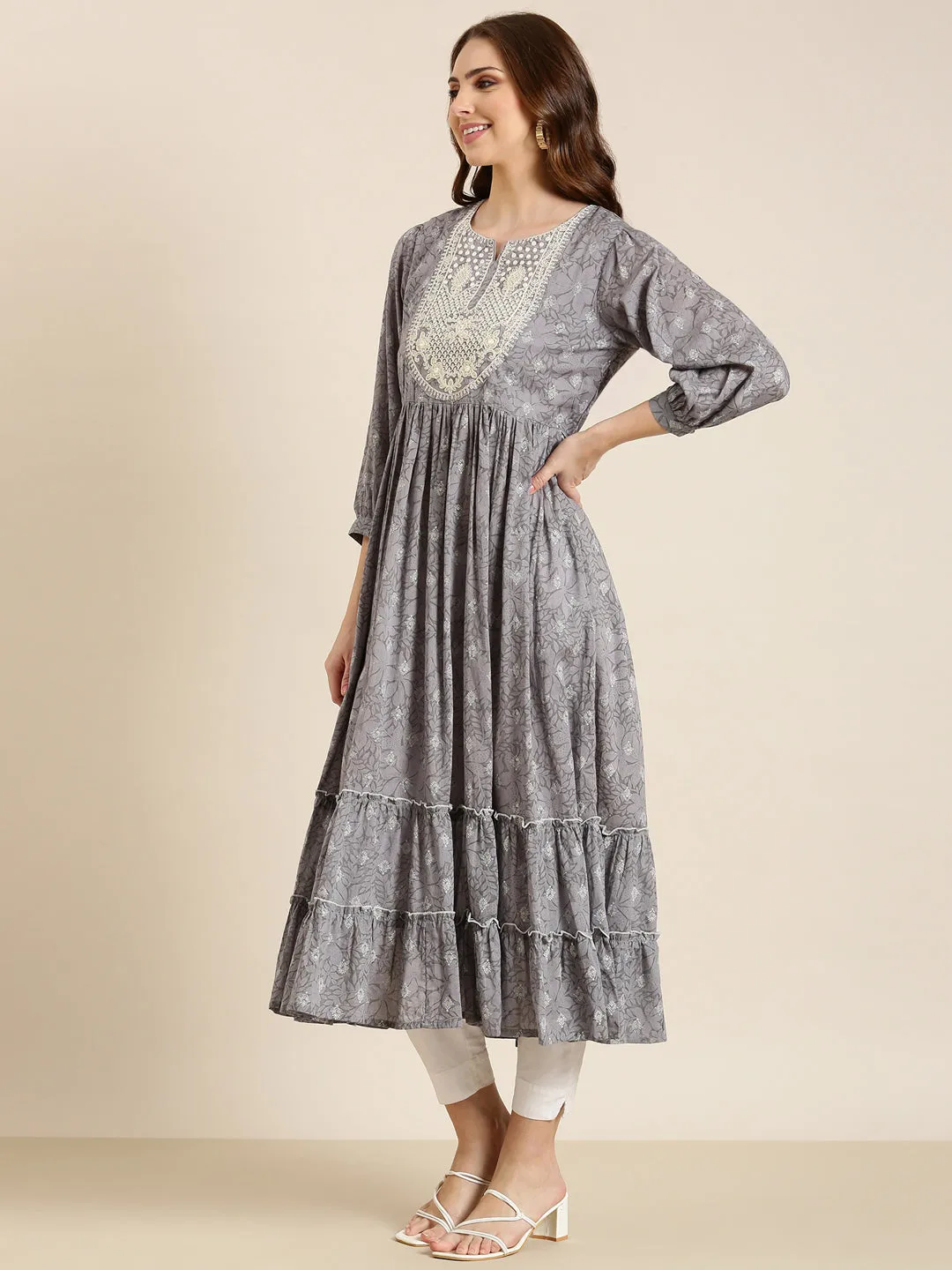 Women Grey Floral Anarkali Kurta