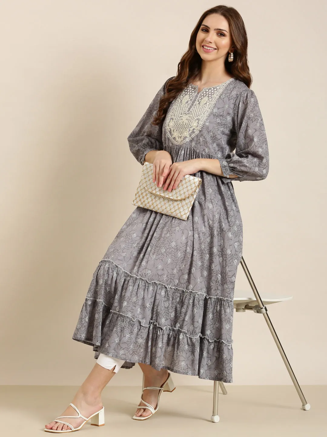 Women Grey Floral Anarkali Kurta